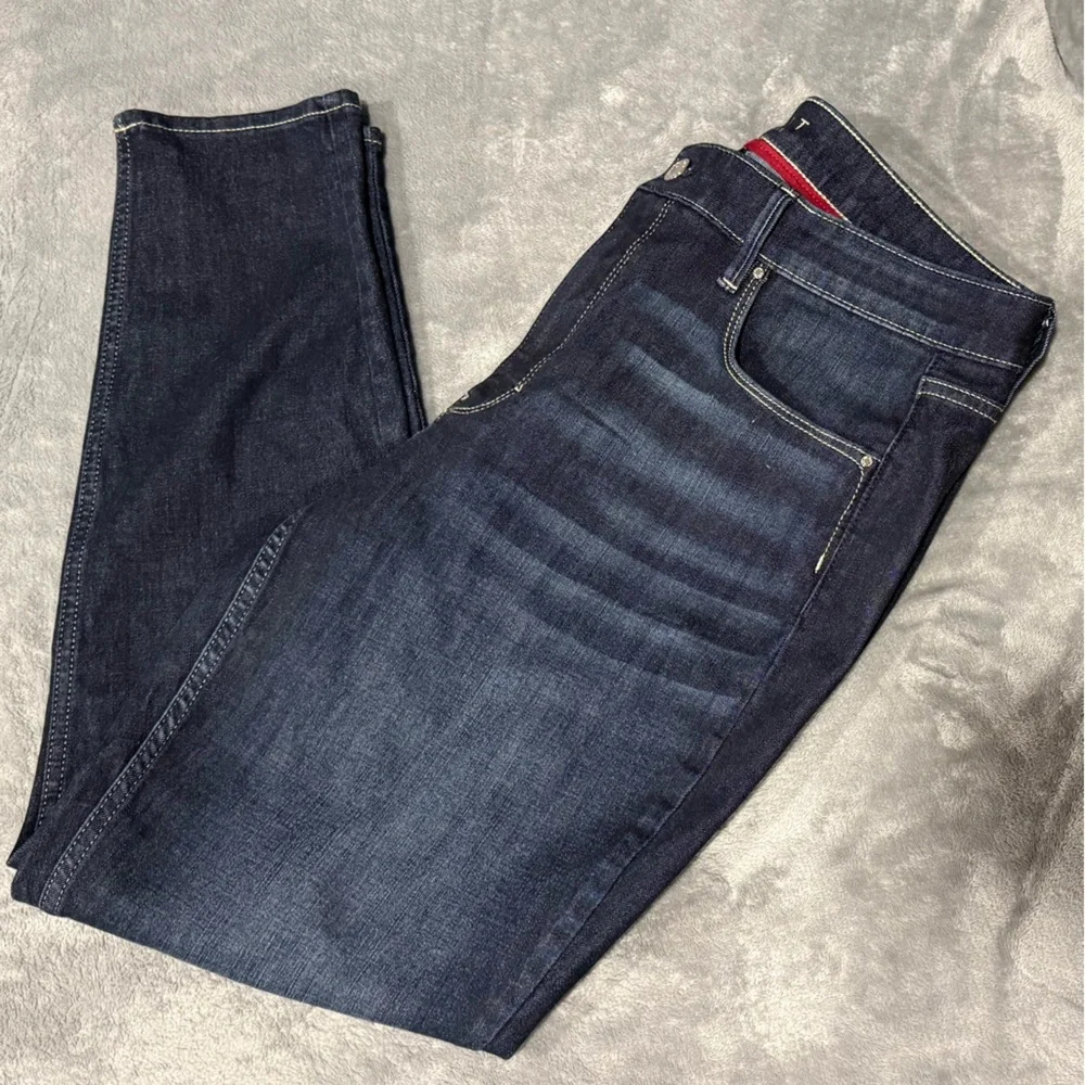 White House Black Market The Sculpt Skinny Ankle Jeans